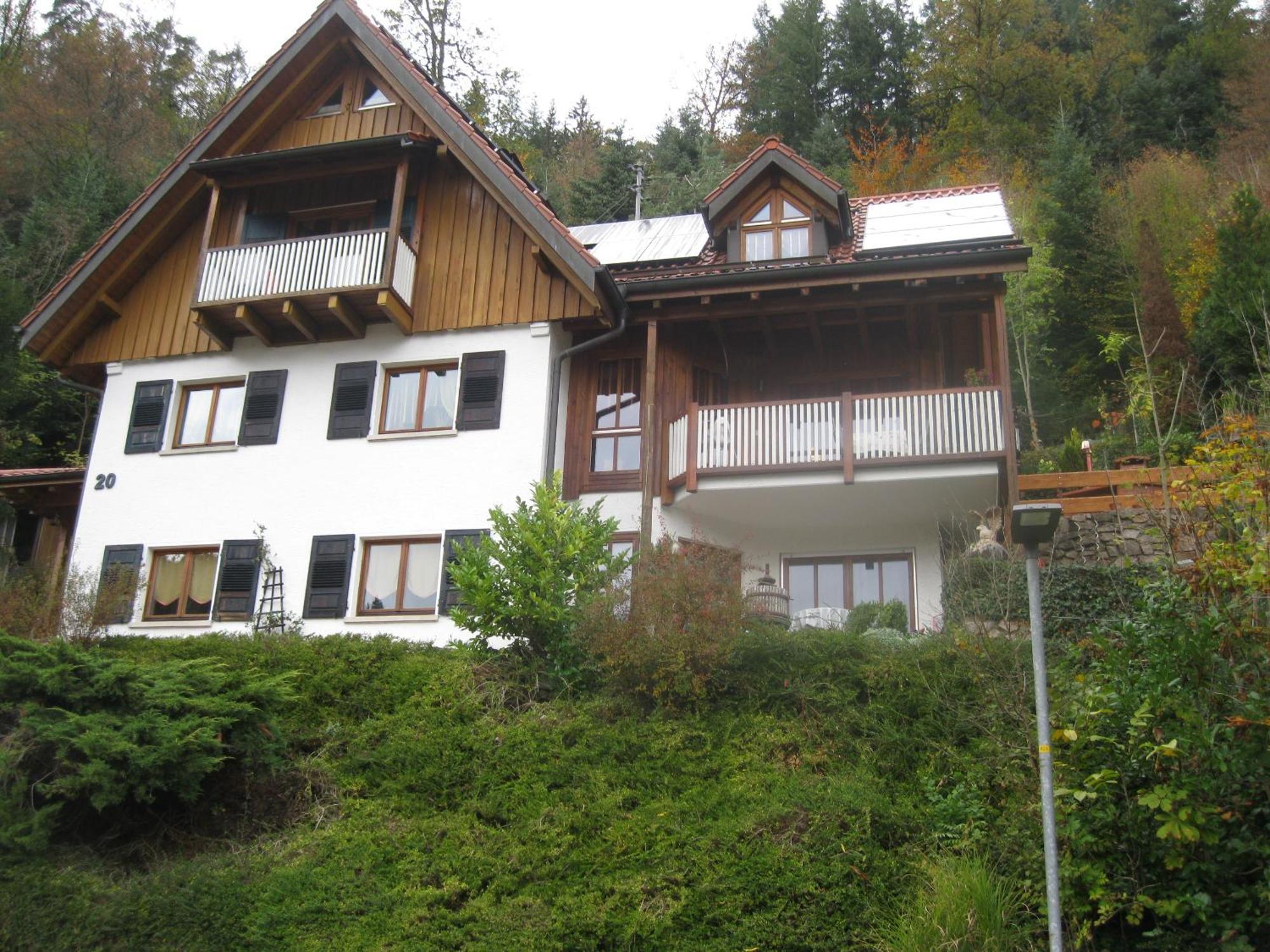 Urlaub Mit Blick Auf Schiltachs Fachwerkhaeuser エクステリア 写真
